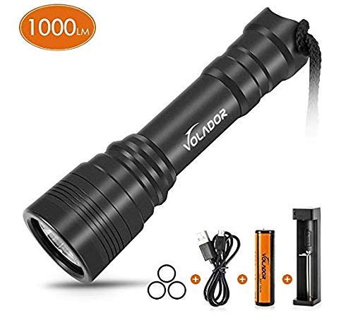 Lampe de Plongée, VOLADOR 1000 Lumen Torche de Plongée Rechargeable Lampe de Poche Plongée 150 Mètres Submersibles Lumières avec 1x 18650 Batterie et Chargeur