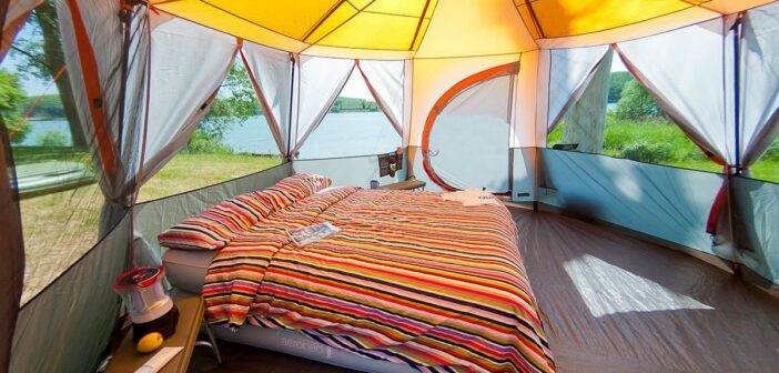 Grande tente de camping